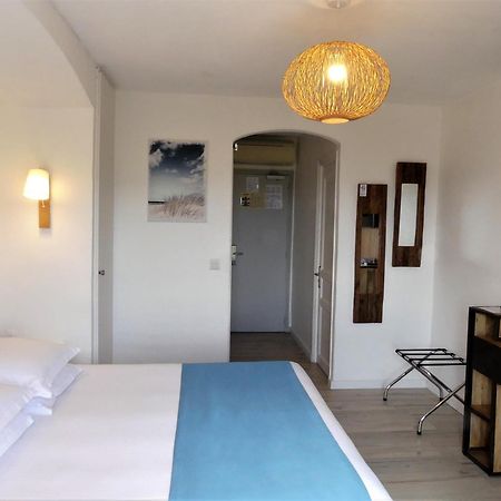 Hôtel de la Vierge Noire Sainte-Maxime Extérieur photo