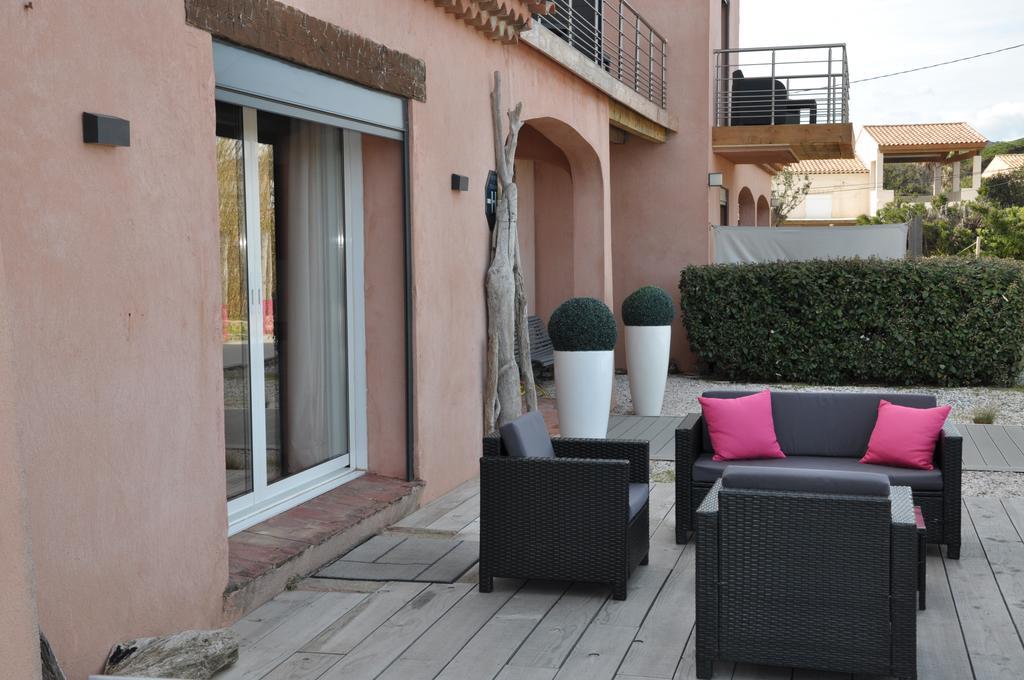 Hôtel de la Vierge Noire Sainte-Maxime Extérieur photo