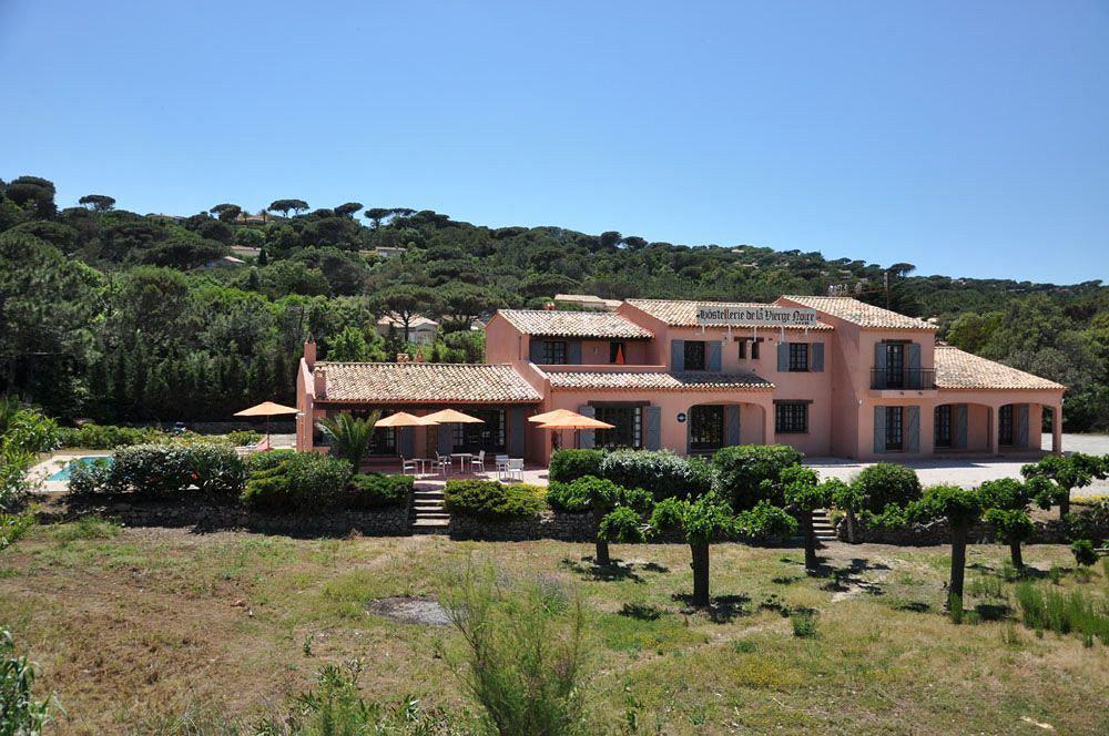 Hôtel de la Vierge Noire Sainte-Maxime Extérieur photo