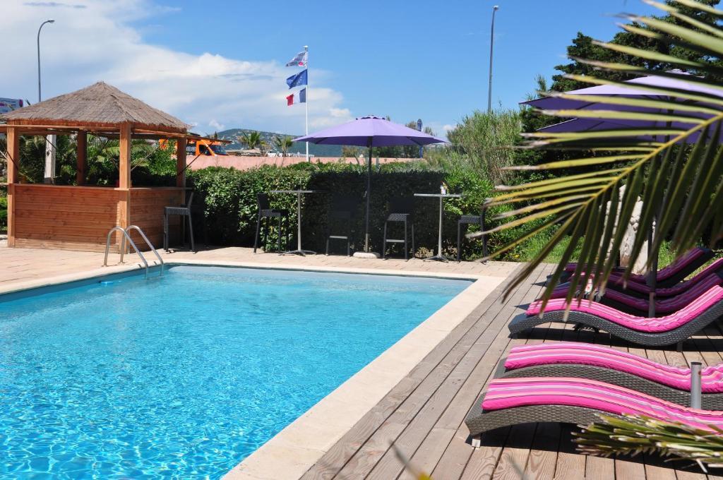 Hôtel de la Vierge Noire Sainte-Maxime Extérieur photo